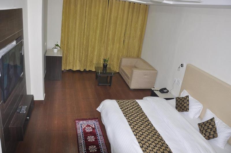 Oyo 28425 Dal Lake Resort Dharamsala Zewnętrze zdjęcie